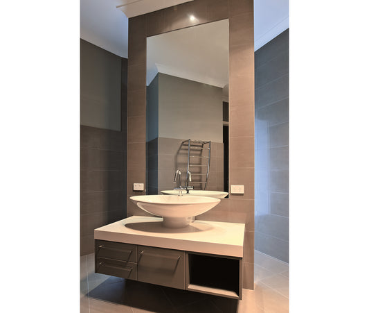 Trendy Mirrors Polished Edge Rectangle Mirror with Hidden Fittings (Precision) 750 x 600mm